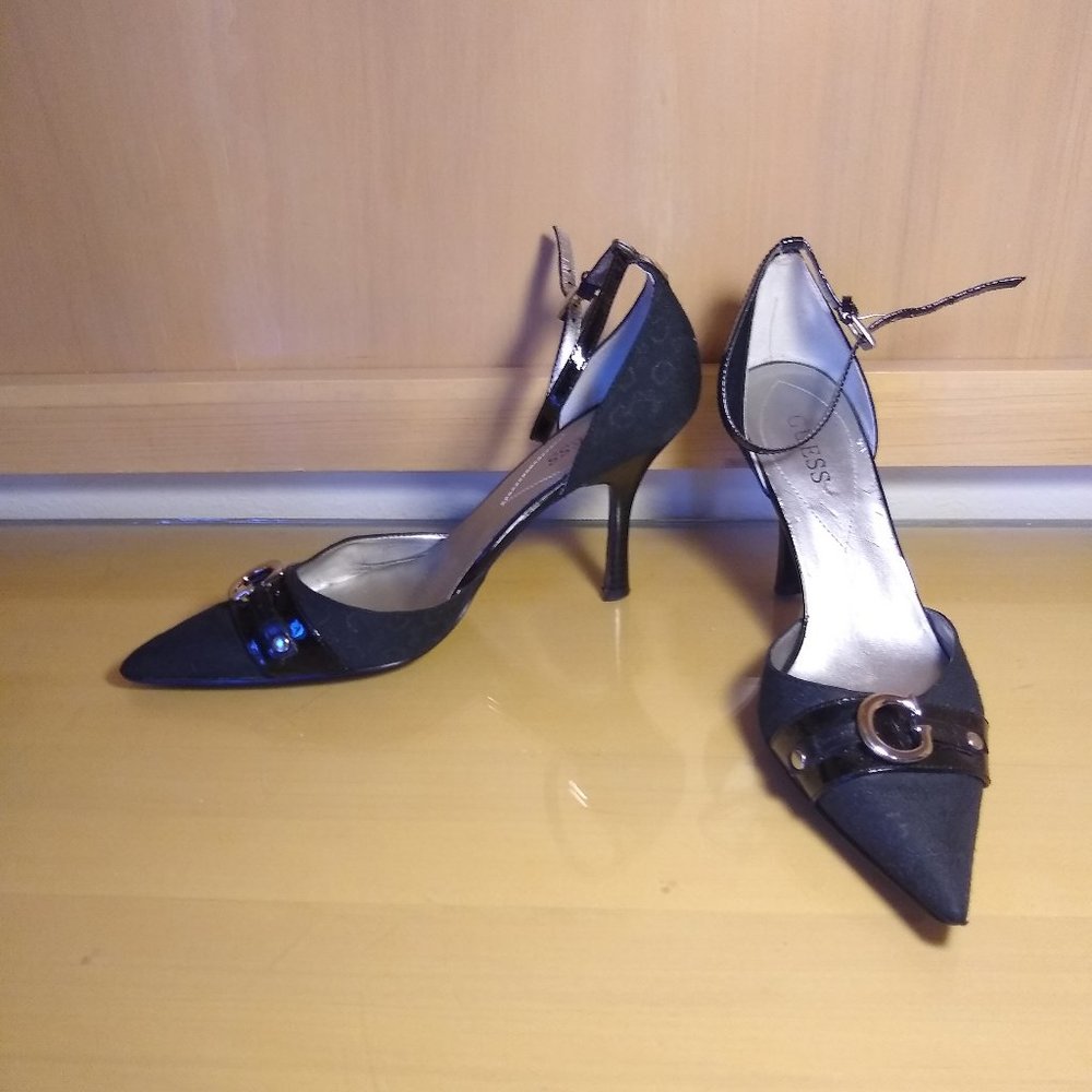 Guess Black Pumps